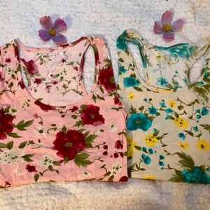 2/$15 FLORAL TANK TOPS 2 different sizes